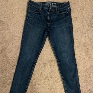 American Eagle High Rise Jegging- Super Stretch